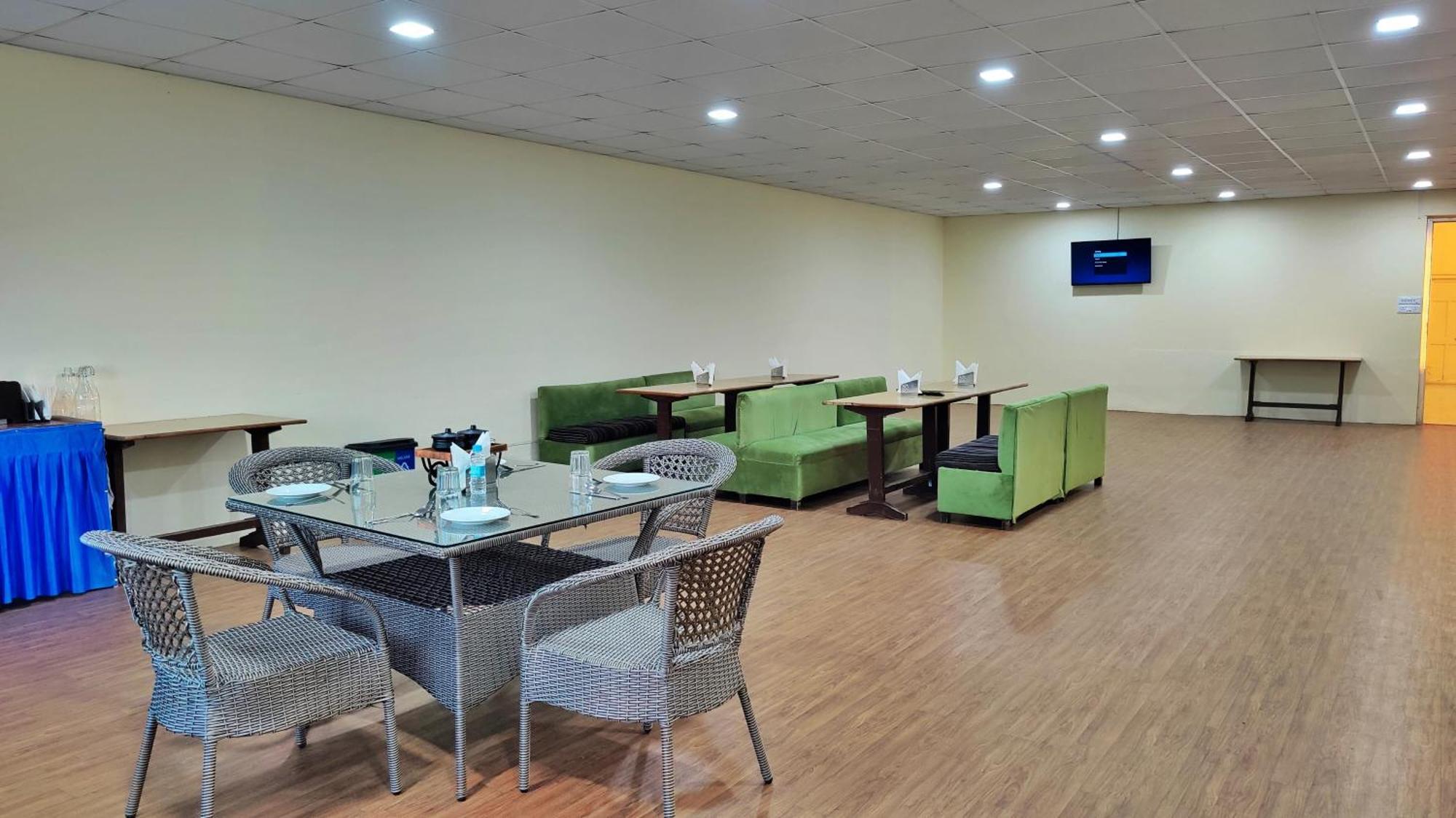 The Ashoka Inn 300Mts Walkable From Mall Road Shimla Bagian luar foto