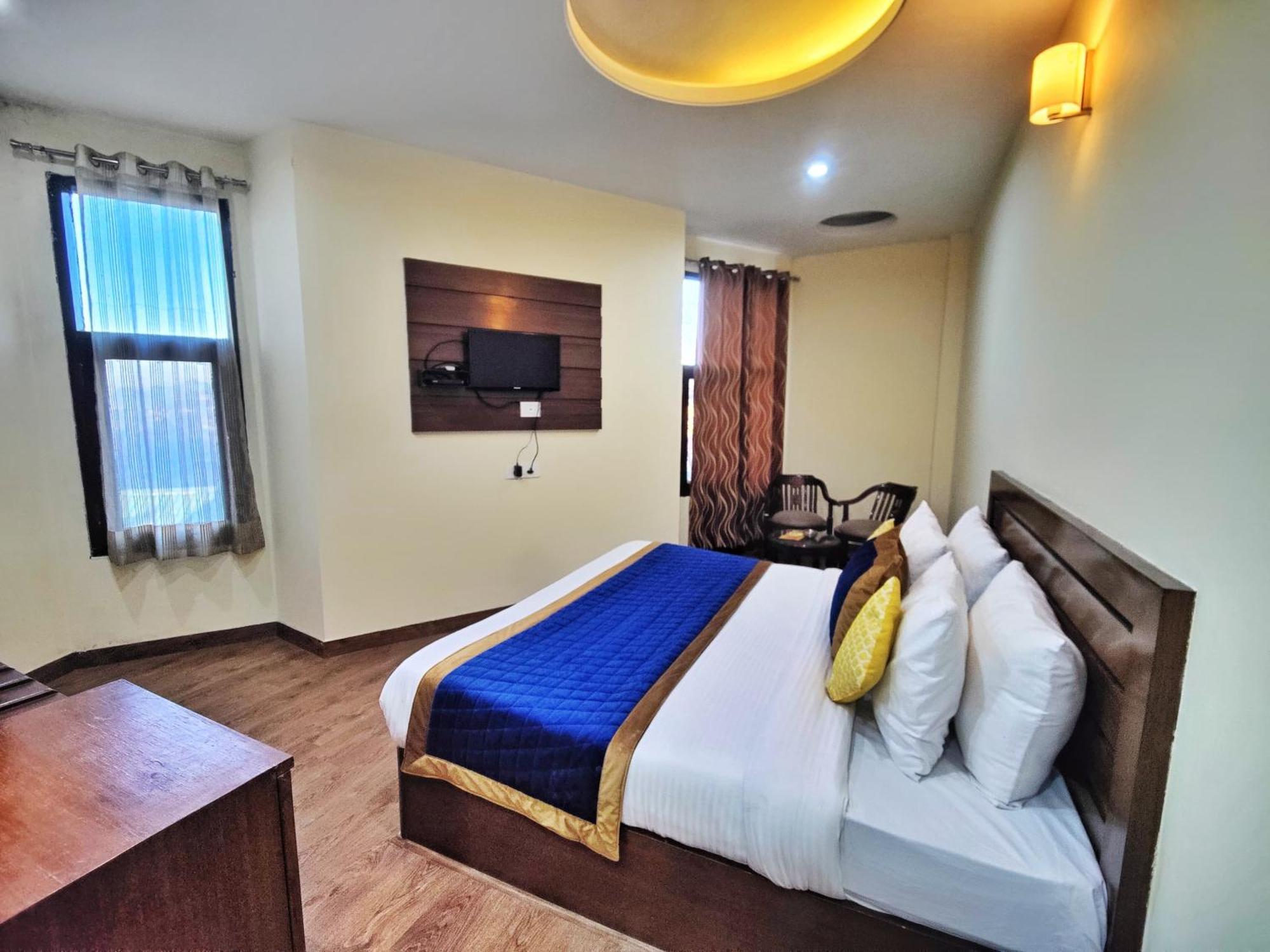 The Ashoka Inn 300Mts Walkable From Mall Road Shimla Bagian luar foto