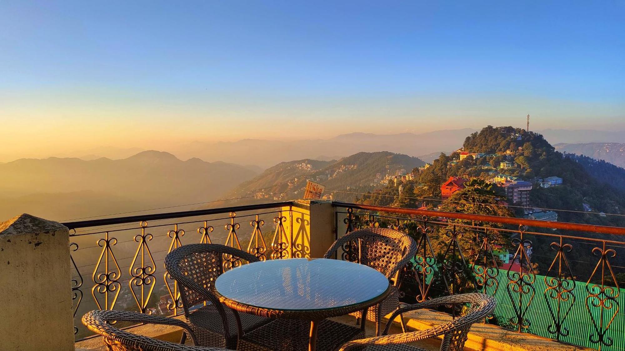 The Ashoka Inn 300Mts Walkable From Mall Road Shimla Bagian luar foto