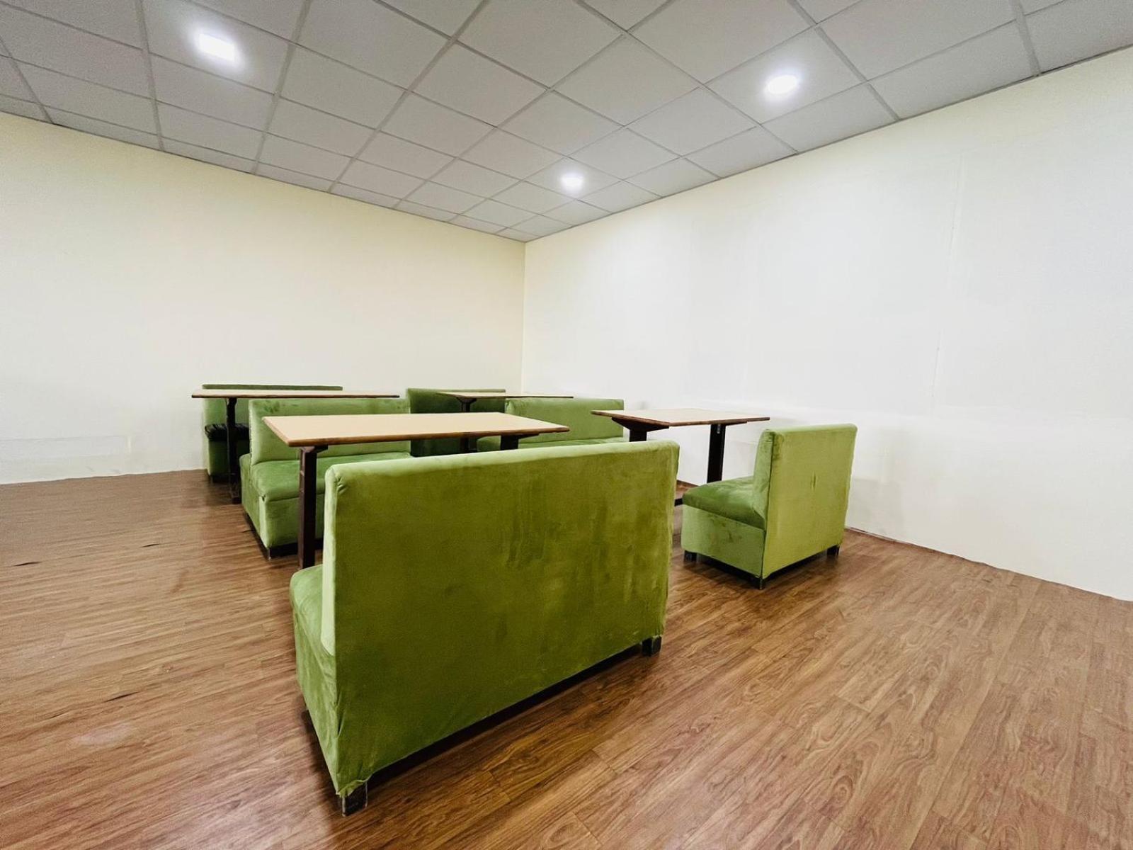 The Ashoka Inn 300Mts Walkable From Mall Road Shimla Bagian luar foto
