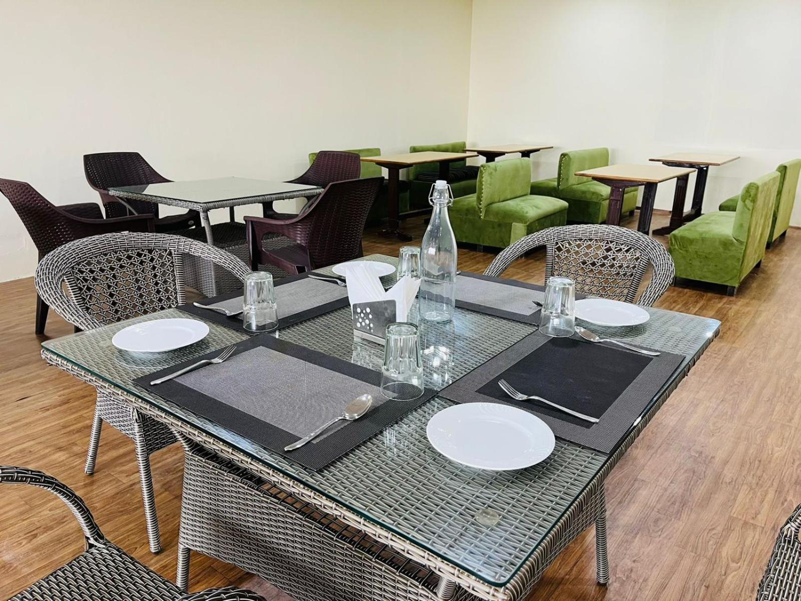 The Ashoka Inn 300Mts Walkable From Mall Road Shimla Bagian luar foto