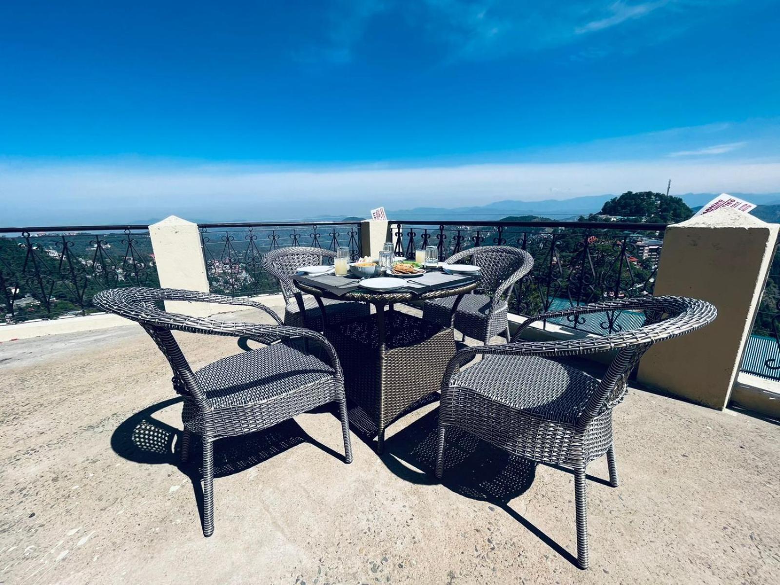 The Ashoka Inn 300Mts Walkable From Mall Road Shimla Bagian luar foto