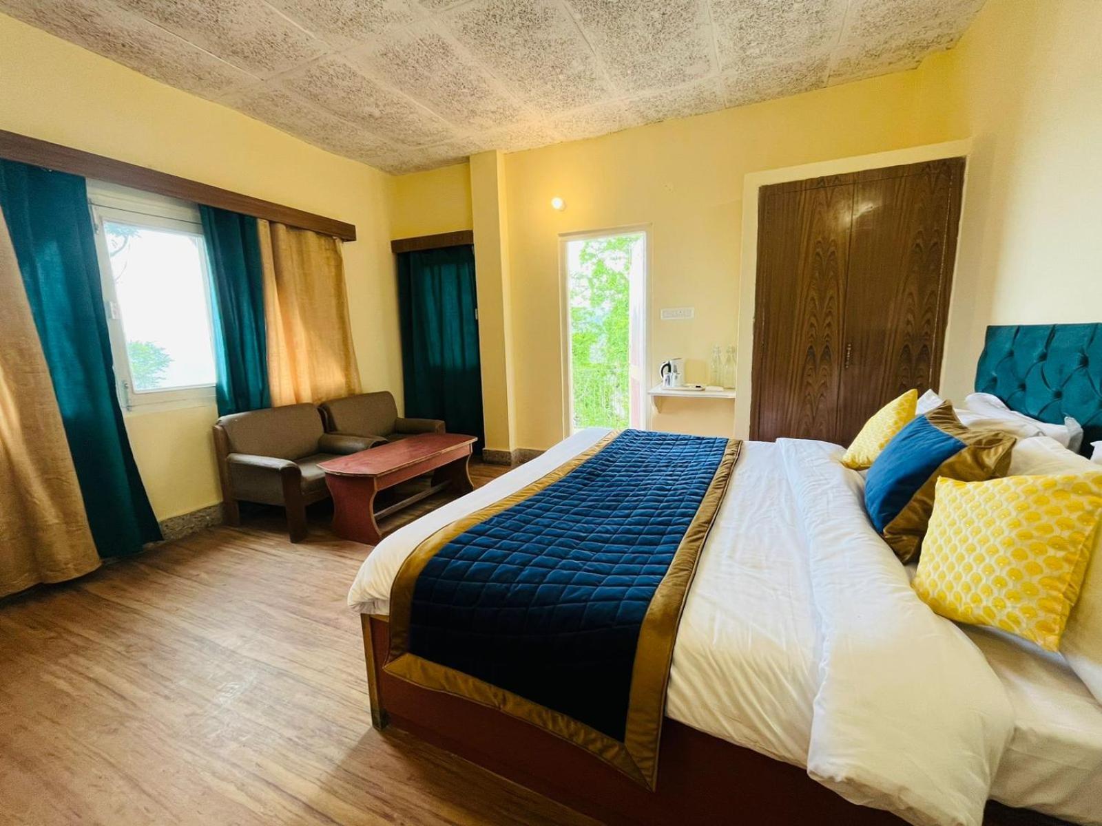 The Ashoka Inn 300Mts Walkable From Mall Road Shimla Bagian luar foto